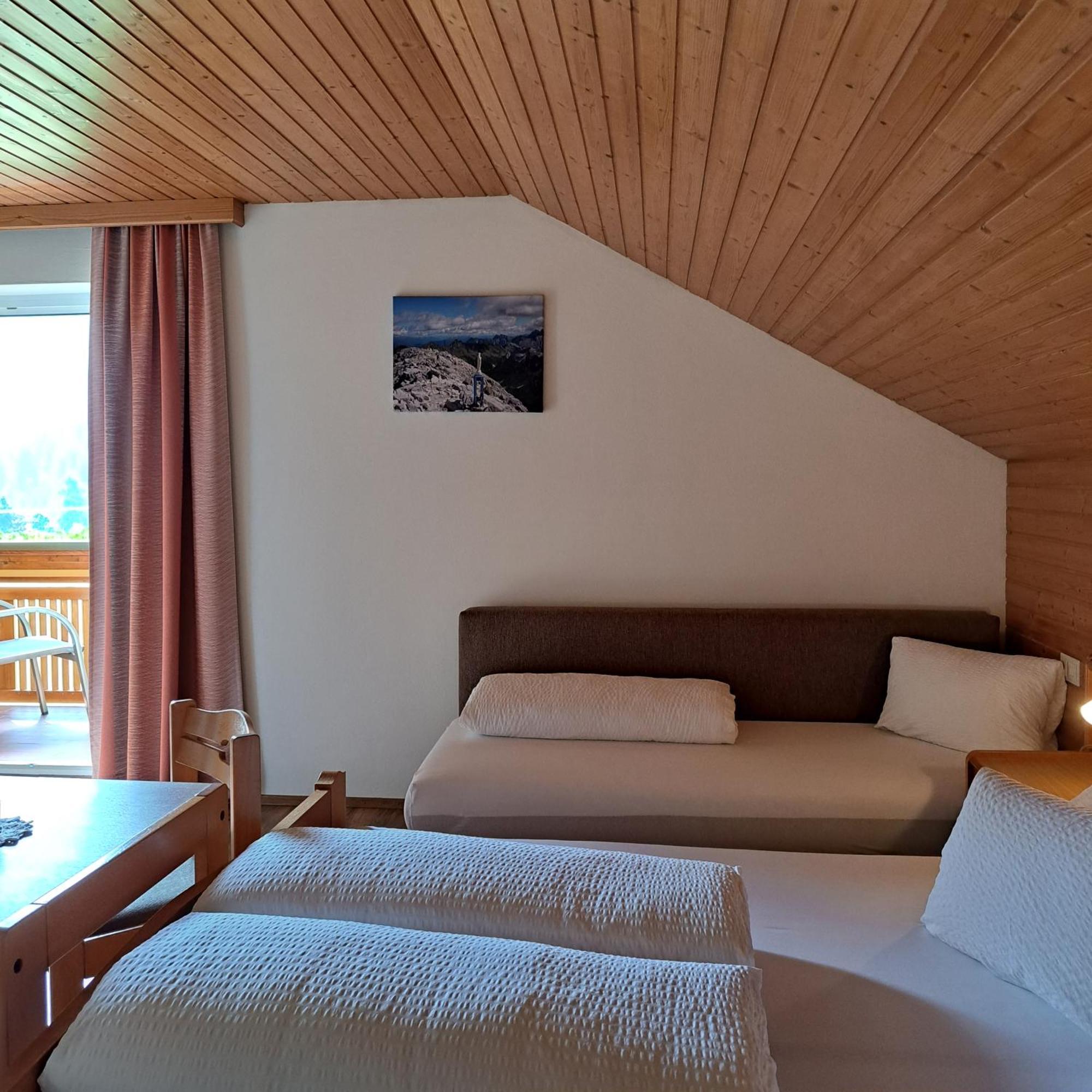 Haus Guggenberger Hotell Liesing Exteriör bild